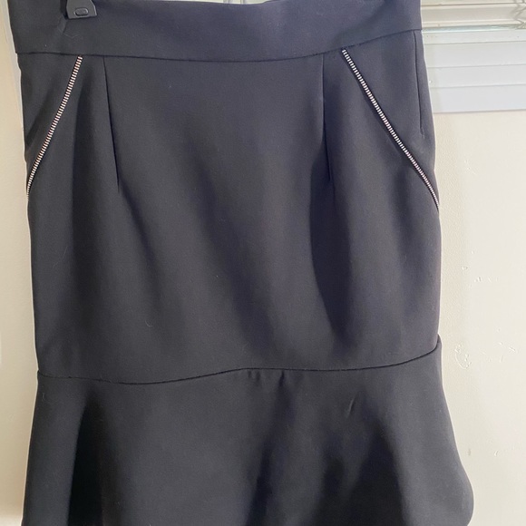 Zara high low stretch skirt in Black size M(29”W) - Picture 2 of 7
